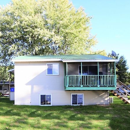 Sunny Hill Resort Barrys Bay Exterior foto