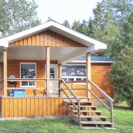 Sunny Hill Resort Barrys Bay Exterior foto